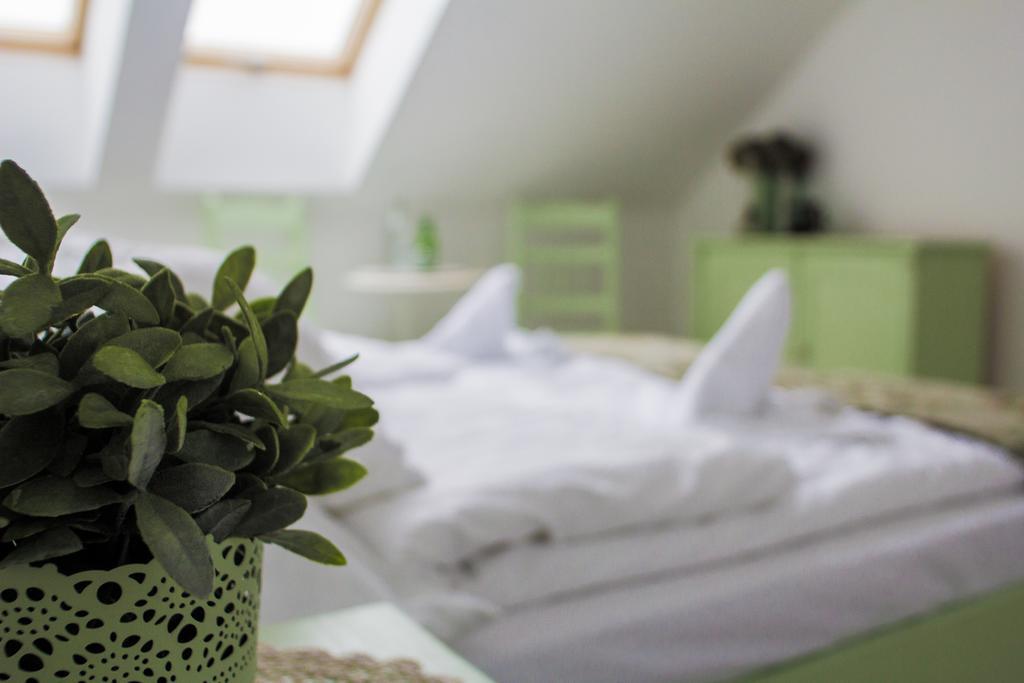 Deak Udvarhaz Hotel Kakucs Szoba fotó