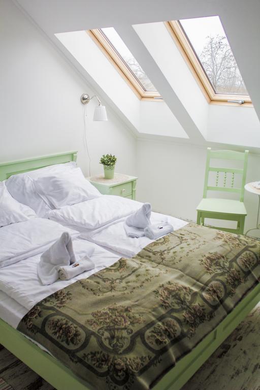 Deak Udvarhaz Hotel Kakucs Szoba fotó